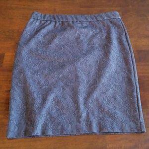 Elle Printed Lace Pencil Skirt